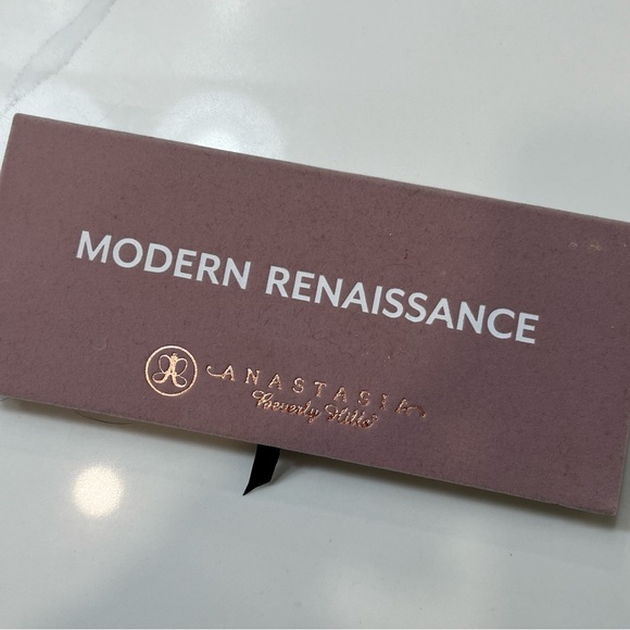 ABH Modern Renaissance Eyeshadow Palette - Picture 3 of 3